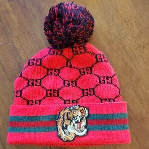 Gucci Kids Or Sm Adult Red Beanie with Tiger Patch